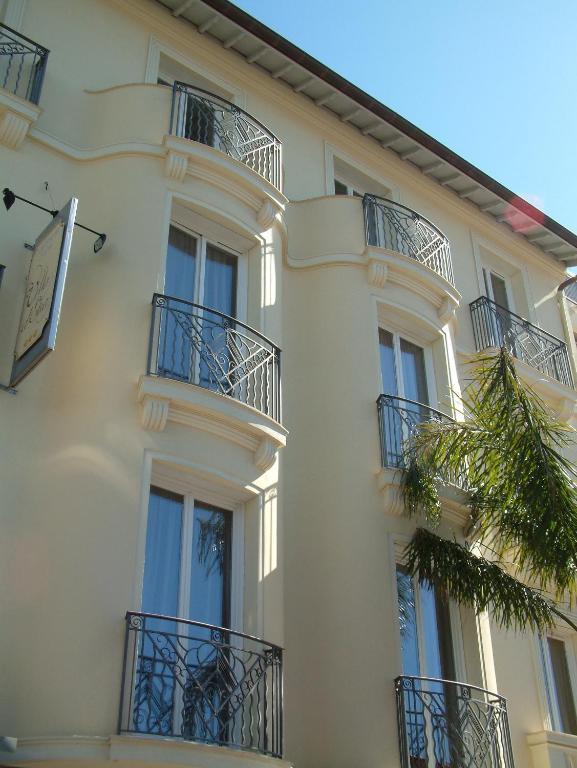 Hotel Villa D'Elsa Juan-les-Pins Exterior foto